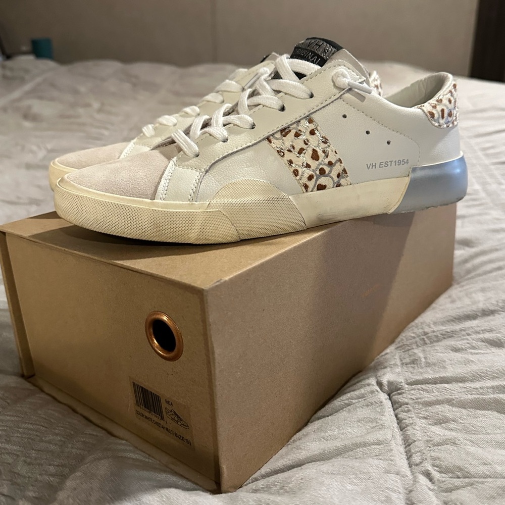 Vintage Havana Low Top Sneakers